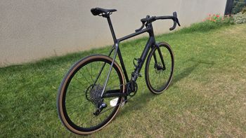 Used Orbea TERRA M30 ETEAM 2023 2023 Road & Gravel, Black — image 5 of 19