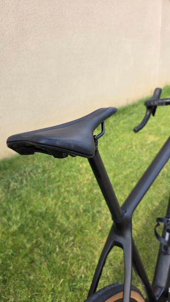 Used Orbea TERRA M30 ETEAM 2023 2023 Road & Gravel, Black — image 9 of 19