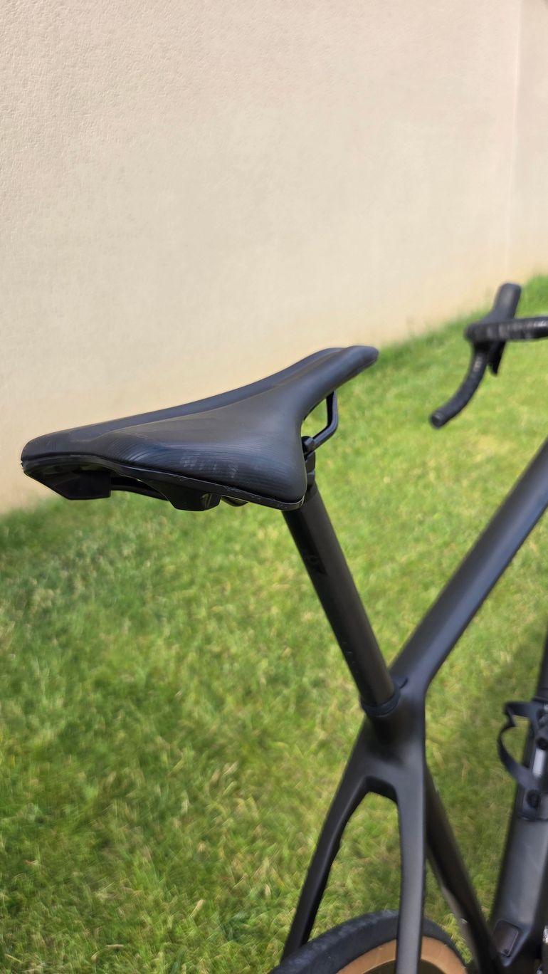 Used Orbea TERRA M30 ETEAM 2023 2023 Road & Gravel, Black — image 9 of 19