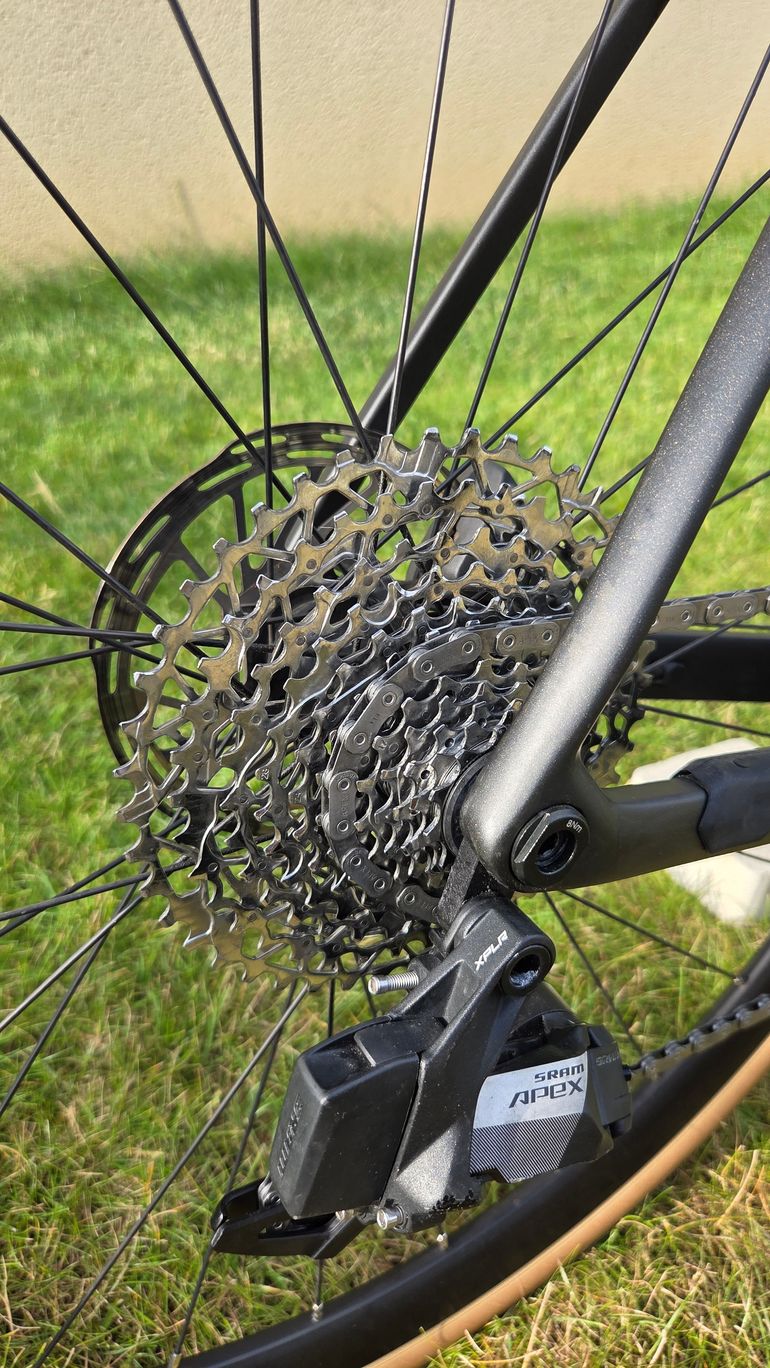 Used Orbea TERRA M30 ETEAM 2023 2023 Road & Gravel, Black — image 7 of 19