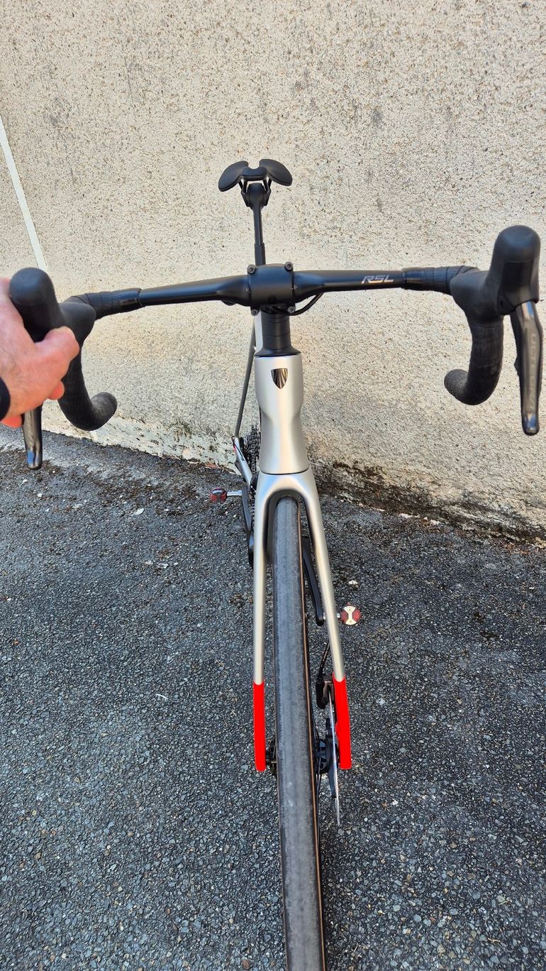 Käytetty Trek Madone SL 7 Shimano Ultegra Di2, 12V, Gén. 8 ML / 173-179 Cm 2026 ! 2026 Road & Gravel — kuva 6 / 6