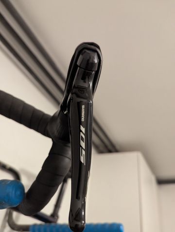 Used Specialized Roubaix Expert 2018 2018 Road & Gravel, Black — image 6 of 14