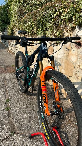 Used Wilier URTA MAX SLR 2024 2024 Mountainbike, Blue — image 2 of 6