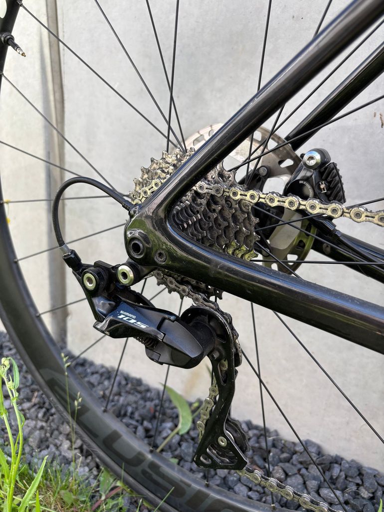 Käytetty Specialized Tarmac SL6 Sport 2021 2021 Road & Gravel — kuva 4 / 9