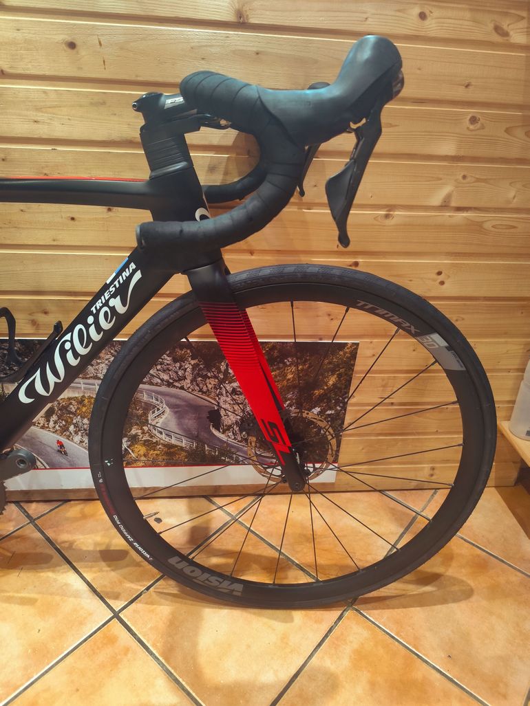 Brugt Wilier CENTO10 SL SHIMANO ULTEGRA R8000 (BR-R8010-F) 2023 2023 Road & Gravel — billede 6 af 13