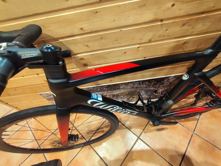 Brugt Wilier CENTO10 SL SHIMANO ULTEGRA R8000 (BR-R8010-F) 2023 2023 Road & Gravel — billede 4 af 13
