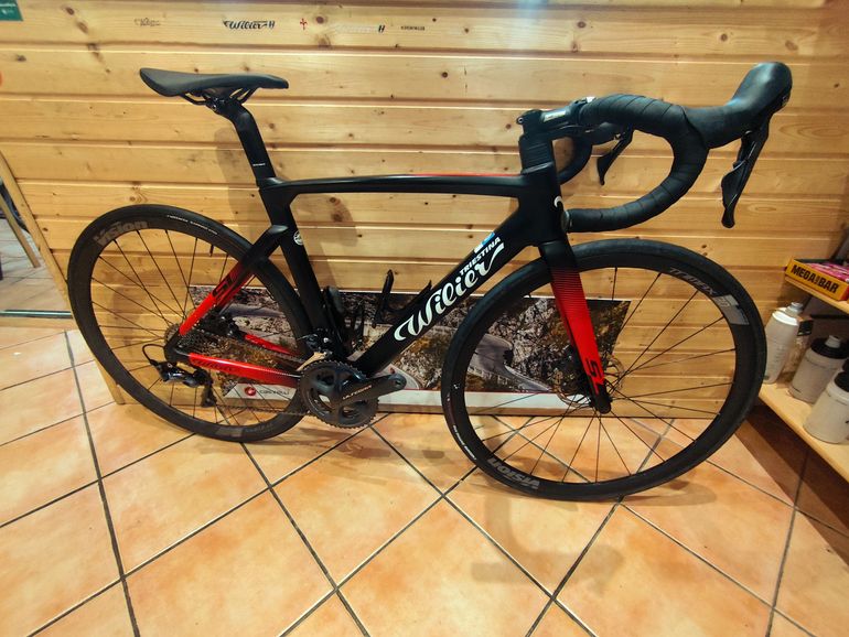 Brugt Wilier CENTO10 SL SHIMANO ULTEGRA R8000 (BR-R8010-F) 2023 2023 Road & Gravel — billede 5 af 13