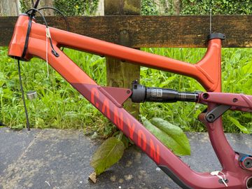 Brugt Canyon Spectral 125 AL 5 2023 Frameset 2023 Mountainbike — billede 4 af 12