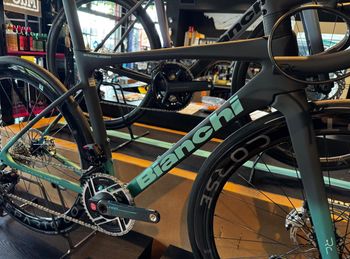Käytetty Bianchi Specialissima RC Sram Red eTap AXS 2025 Frameset 2025 Road & Gravel — kuva 3 / 3