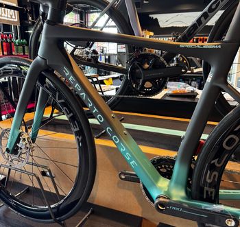 Käytetty Bianchi Specialissima RC Sram Red eTap AXS 2025 Frameset 2025 Road & Gravel — kuva 2 / 3