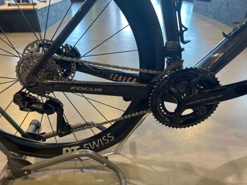 Brugt Focus IZALCO MAX 9.9 2024 2024 Road & Gravel — billede 3 af 6
