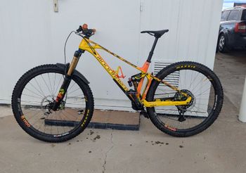 Used Mondraker Foxy Carbon RR 29 2019 2019 Mountainbike, Orange, 29 — image 4 of 15