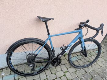 Käytetty CUBE NUROAD EX 2022 2022 Road & Gravel