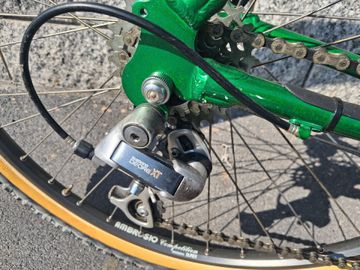 Used No brand Custom Shimano Deore XT 1995 Mountainbike, Green — image 3 of 11
