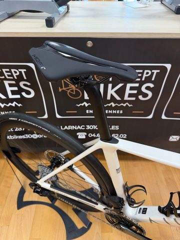 Gebrauchtes Aurum Magma SRAM Force eTap AXS 2026 Road & Gravel, Weiß — Bild 3 von 3