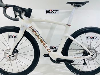 Used Pinarello F7 ULTEGRA Di2 2026 2026 Road & Gravel, White — image 2 of 6