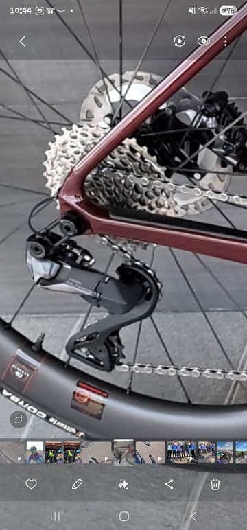Used Cervélo Caledonia-5 Shimano Ultegra Di2 2025 Road & Gravel, Red — image 4 of 4
