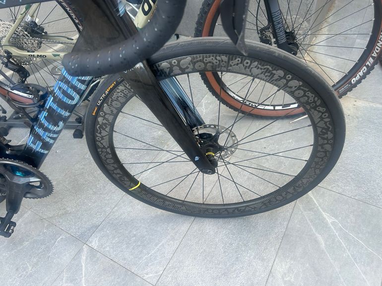 Brugt Factor Ostro Shimano Ultegra Di2 2023 Road & Gravel — billede 4 af 7
