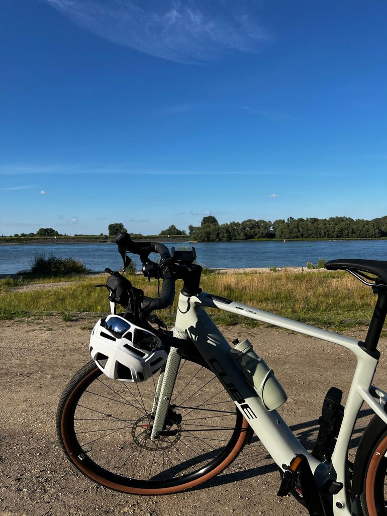 Used CUBE NUROAD HYBRID C:62, RACE 400X FE 2026 2026 Road & Gravel, Green — image 2 of 4