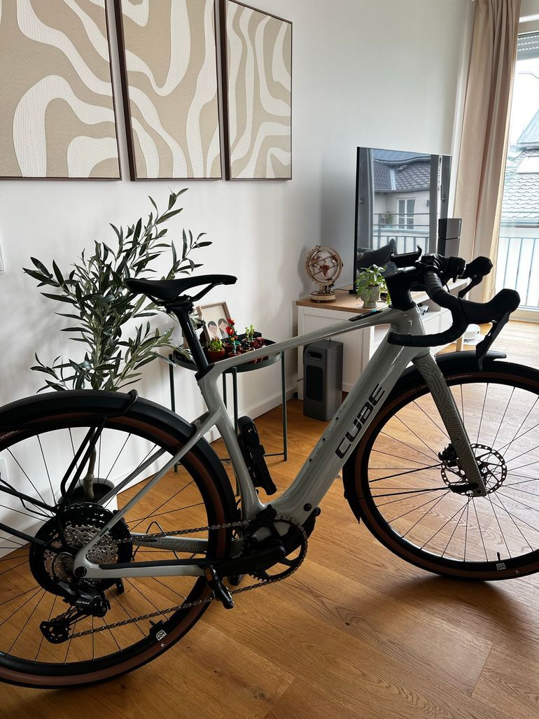 Used CUBE NUROAD HYBRID C:62, RACE 400X FE 2026 2026 Road & Gravel, Green — image 3 of 4
