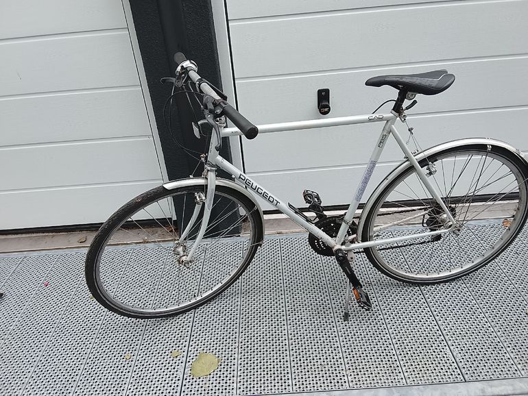 Used Peugeot Custom Other 1991 Road & Gravel, White — image 1 of 6