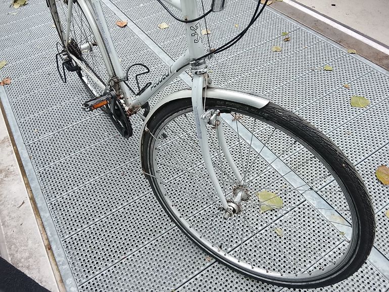 Used Peugeot Custom Other 1991 Road & Gravel, White — image 6 of 6