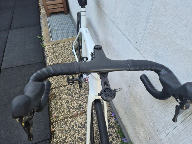 Used Trek Domane Shimano Ultegra 2021 Road & Gravel, White — image 6 of 6