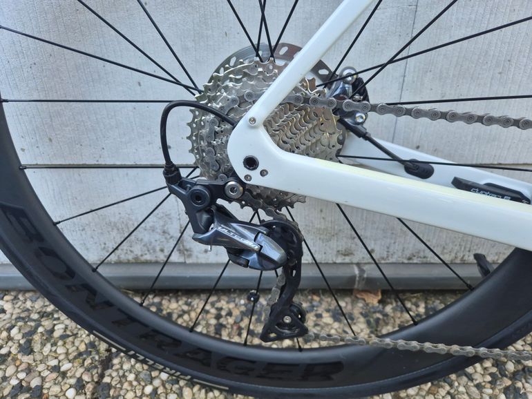 Used Trek Domane Shimano Ultegra 2021 Road & Gravel, White — image 4 of 6