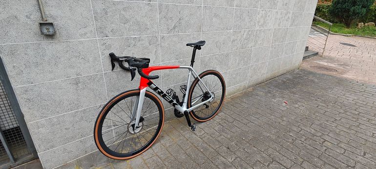 Brugt Trek Émonda SL 6 Pro Di2 2023 2023 Road & Gravel — billede 7 af 7