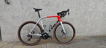 Käytetty Trek Émonda SL 6 Pro Di2 2023 2023 Road & Gravel
