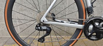 Brugt Trek Émonda SL 6 Pro Di2 2023 2023 Road & Gravel — billede 2 af 7