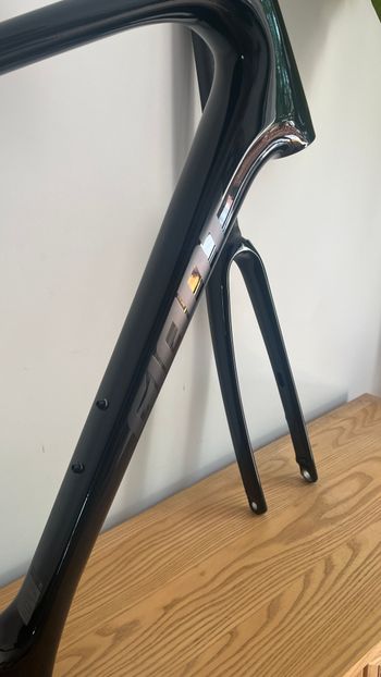 Giant Defy Advanced 1 2023 Frameset 2023 Road & Gravel d'occasion — image 2 sur 7