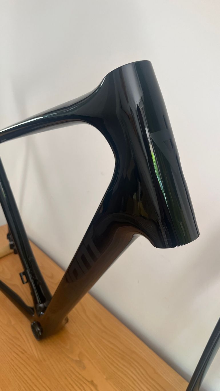 Giant Defy Advanced 1 2023 Frameset 2023 Road & Gravel d'occasion — image 5 sur 7