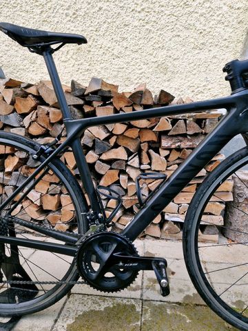 Tweedehands Canyon Ultimate CF SL 7.0 2019 2019 Road & Gravel — afbeelding 2 van 8