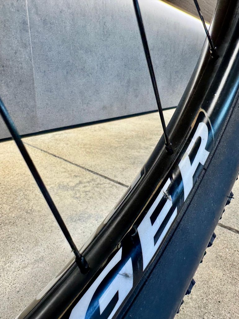 Used Trek Supercaliber SLR 9.9 XX AXS Gen 2 2024 2024 Mountainbike, Light Gray, 29 — image 11 of 14