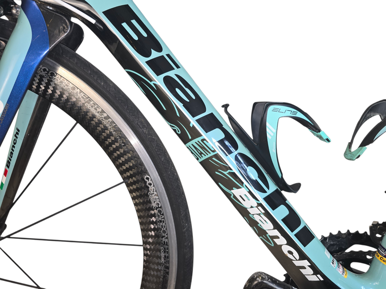 Used Bianchi Oltre XR3 Dura Ace Mix 2018 2018 Road & Gravel, Green — image 13 of 36