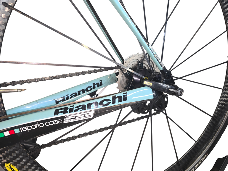 Used Bianchi Oltre XR3 Dura Ace Mix 2018 2018 Road & Gravel, Green — image 12 of 36