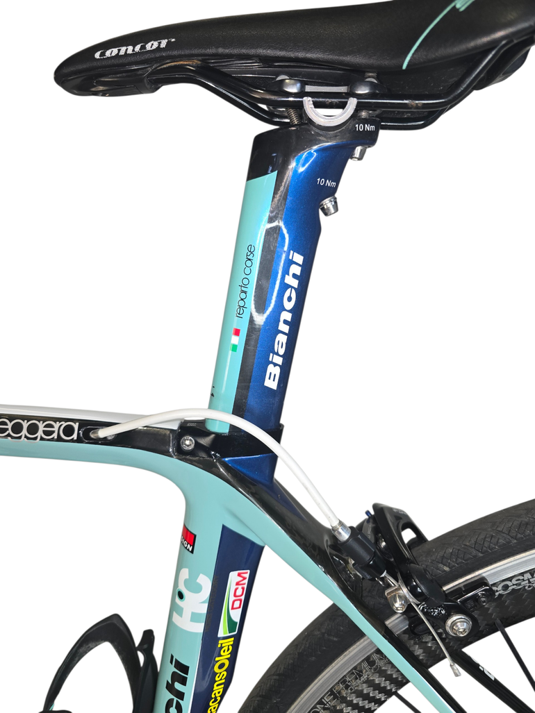 Used Bianchi Oltre XR3 Dura Ace Mix 2018 2018 Road & Gravel, Green — image 7 of 36