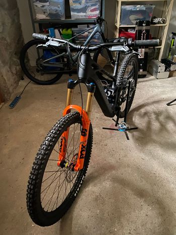 Used Mondraker SLY RR 2025 2025 Mountainbike, Black, 29 — image 4 of 7