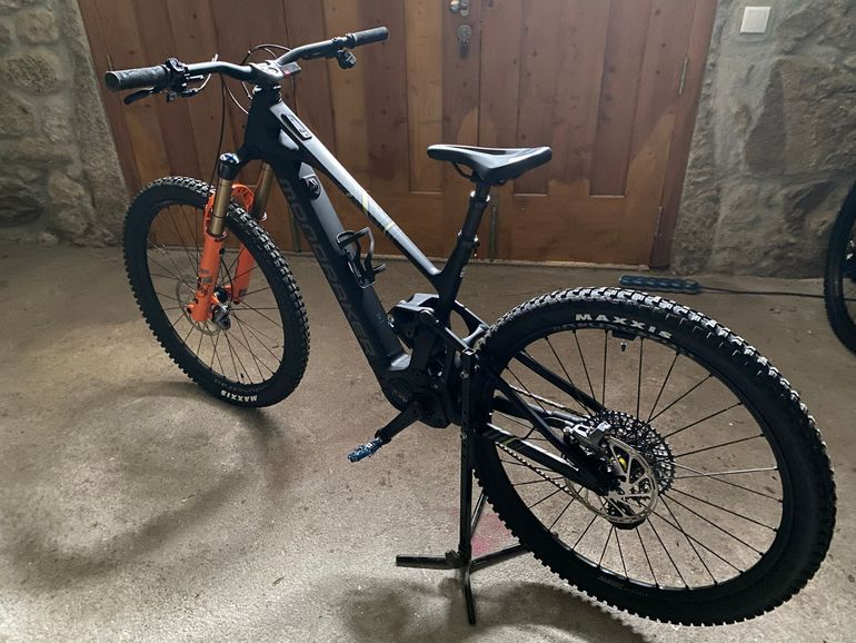 Used Mondraker SLY RR 2025 2025 Mountainbike, Black, 29 — image 6 of 7