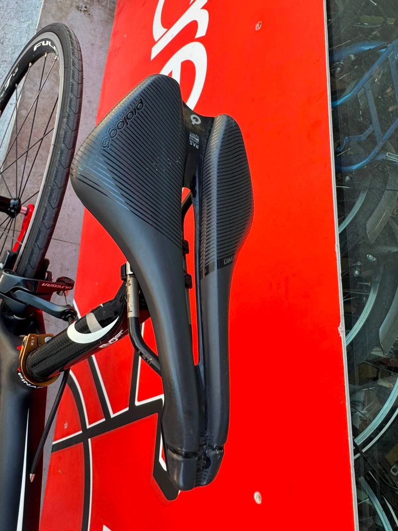 Used Pinarello RAZHA K 2015 2015 Road & Gravel, Red — image 5 of 15