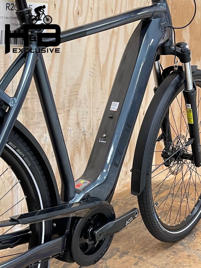 Used CUBE Touring Hybrid Pro 500 Allroad Shimano Deore 2022 Urban, Light Gray — image 13 of 15