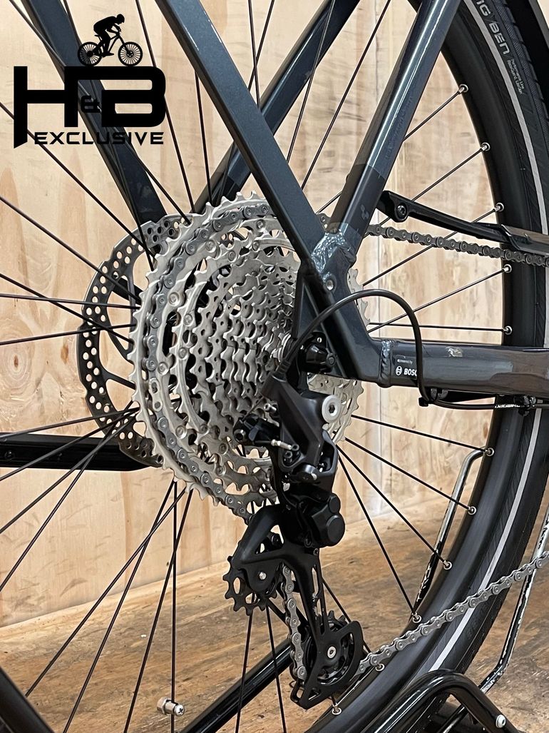Used CUBE Touring Hybrid Pro 500 Allroad Shimano Deore 2022 Urban, Light Gray — image 15 of 15