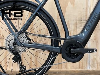 Used CUBE Touring Hybrid Pro 500 Allroad Shimano Deore 2022 Urban, Light Gray — image 3 of 15