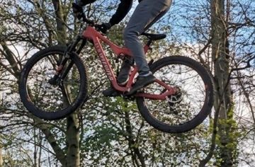 Used Cannondale Bad Habit Shimano 105 2017 Mountainbike, Orange — image 3 of 3