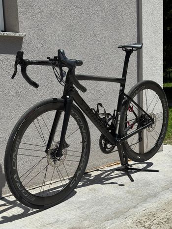 Used Specialized S-WORKS Tarmac SL6 Campagnolo Record 12s 2020 Road & Gravel, Black — image 11 of 17