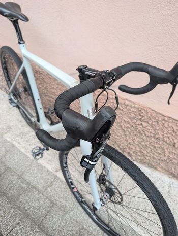 Used Santa Cruz Stigmata C Rival 2017 2017 Road & Gravel, Light Gray — image 2 of 7