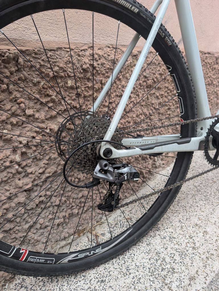 Used Santa Cruz Stigmata C Rival 2017 2017 Road & Gravel, Light Gray — image 4 of 7