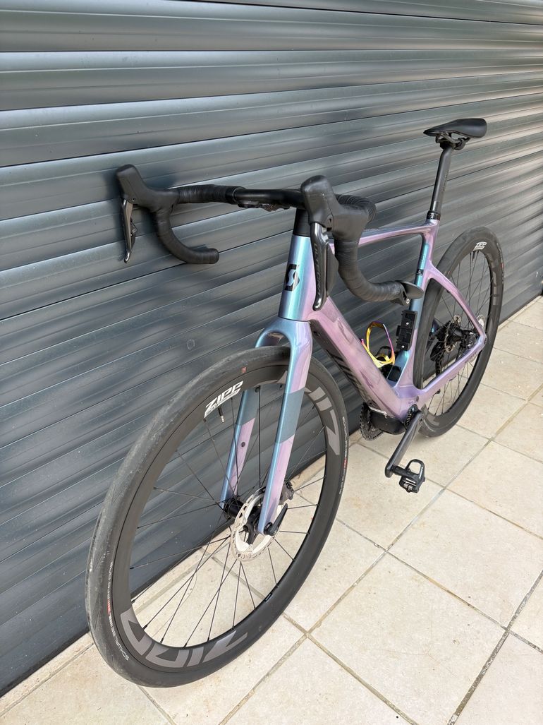 Scott Solace Gravel eRIDE 10 2025 2025 Road & Gravel d'occasion — image 3 sur 3