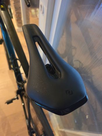 Použité Scott Foil Premium 2020 2020 Road & Gravel — obrázek 12 z 14